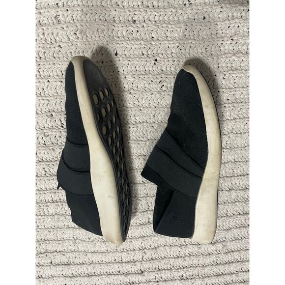 Vince Aston Solid Knit Fabric Slip On Sneakers Shoes Womens Size 7 M EU 37 Black